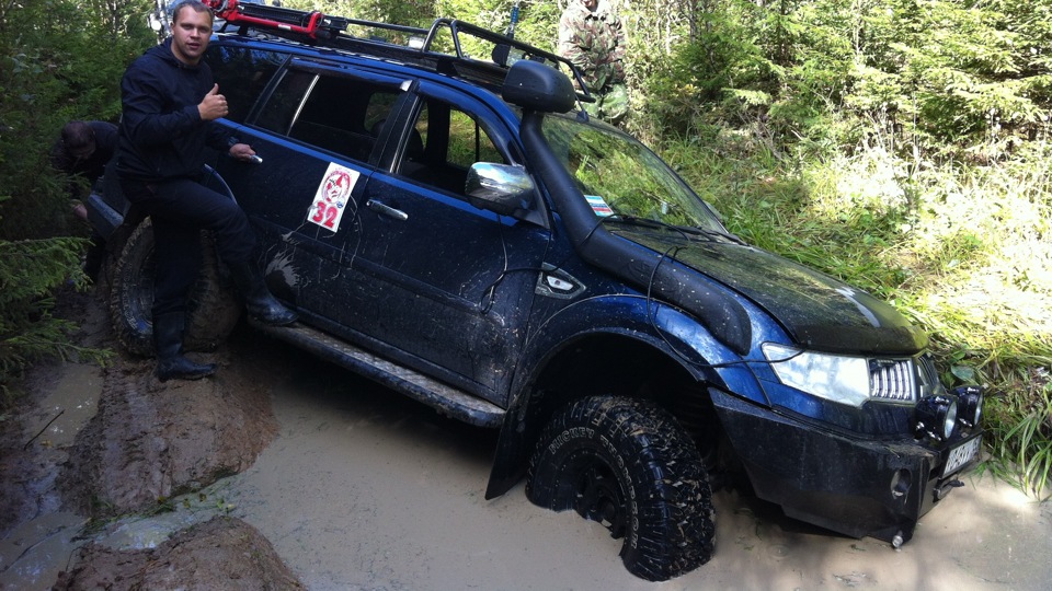 Mitsubishi Pajero Sport SUV 2009